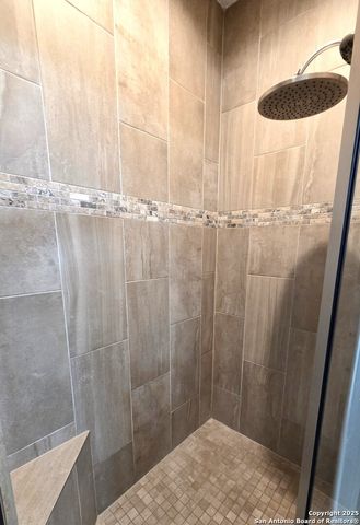 131 FLINT, Canyon Lake, TX 78133