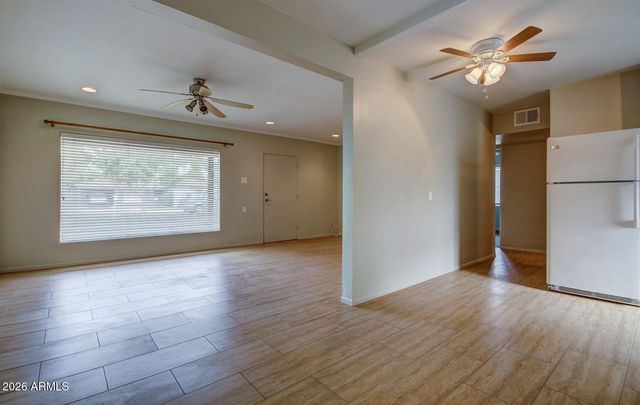 7023 N 11TH Place, Phoenix, AZ 85020