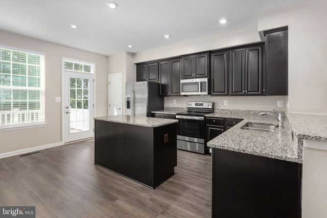 509 VIEW POINT WAY, Fredericksburg, VA 22405