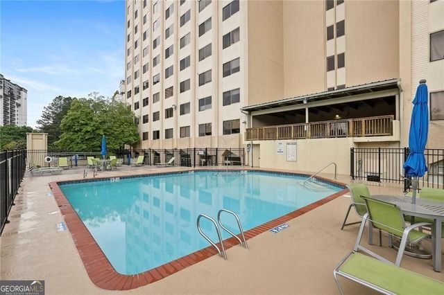 2479 Peachtree Road NE 203, Atlanta, GA 30305