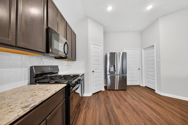 8102 Coral Drive, Texas City, TX 77591