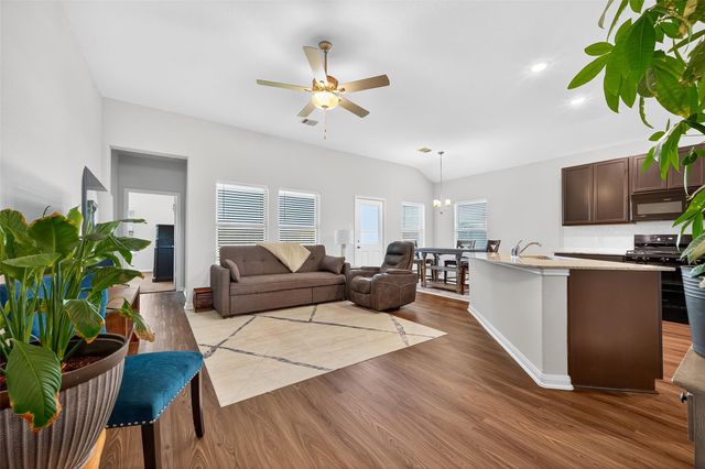 8102 Coral Drive, Texas City, TX 77591