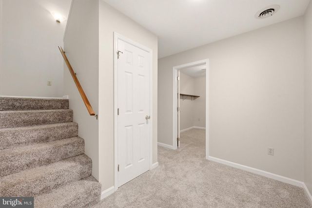 4 PEACE PIPE LN, Hedgesville, WV 25427