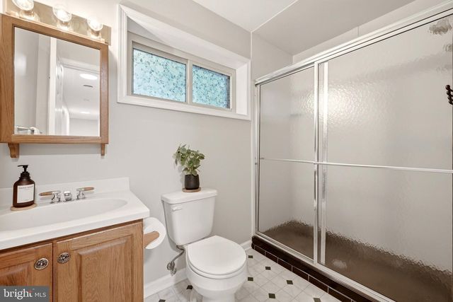 4 PEACE PIPE LN, Hedgesville, WV 25427