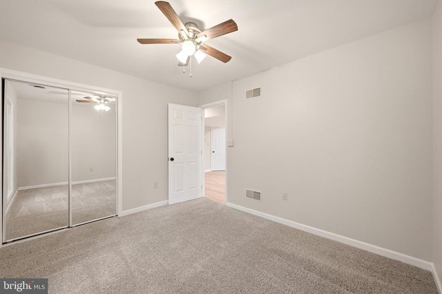 4 PEACE PIPE LN, Hedgesville, WV 25427