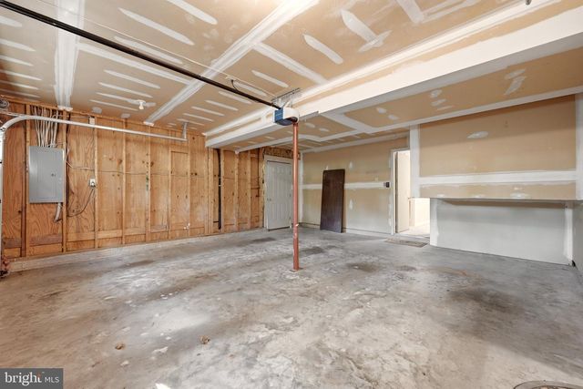 4 PEACE PIPE LN, Hedgesville, WV 25427