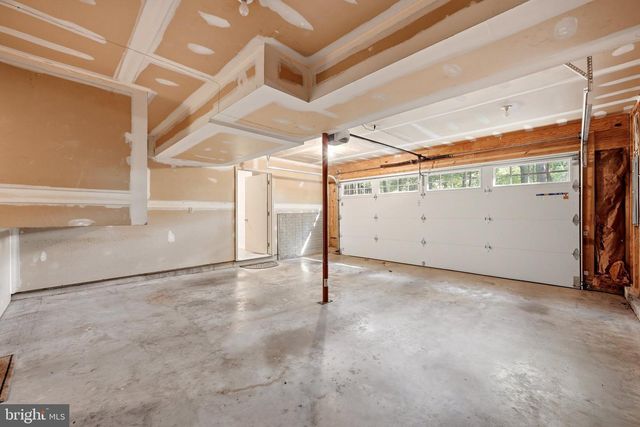 4 PEACE PIPE LN, Hedgesville, WV 25427