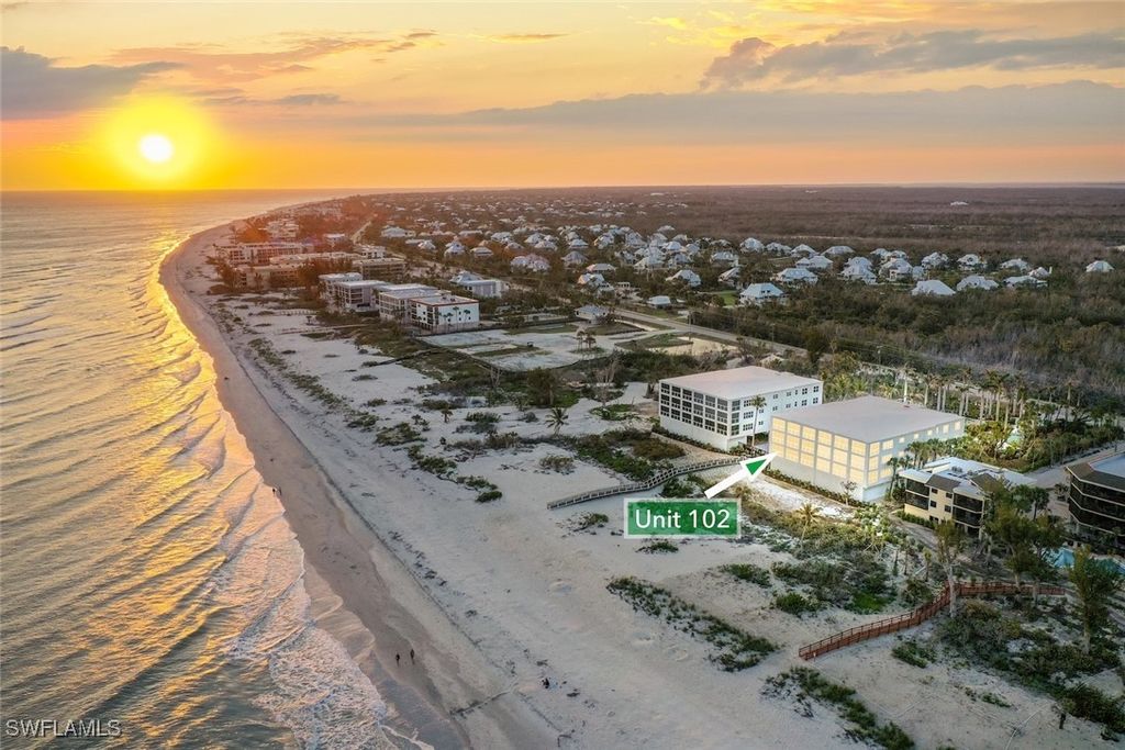 2549 W Gulf DR 102, Sanibel, FL 33957