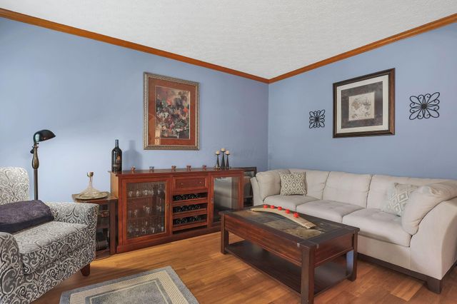 176 Highmeadow Drive, Columbus, OH 43230