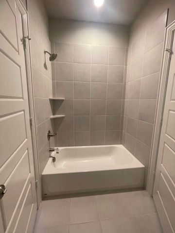 321 Equestrian Drive, Waxahachie, TX 75165