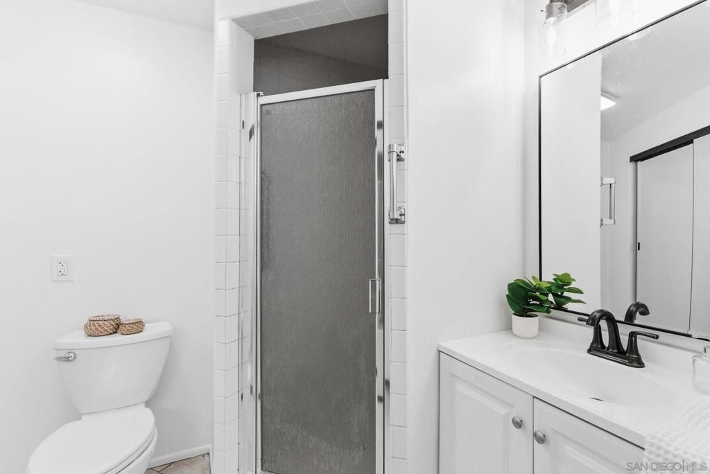 Image 19 of property listing at 805 Madison Ave, Chula Vista, CA 91911