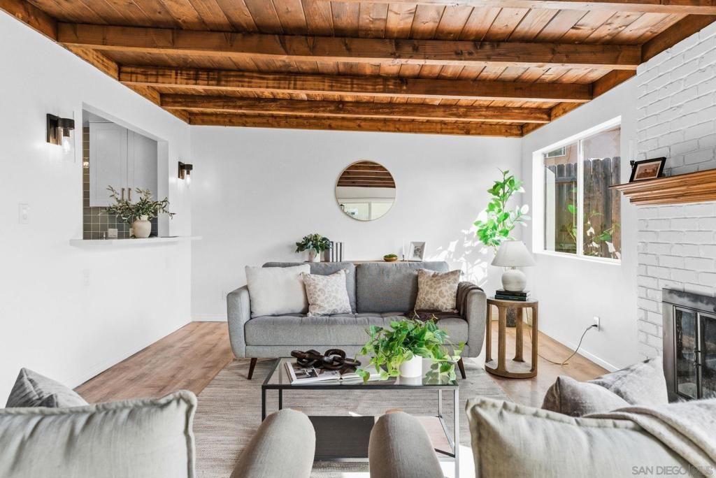 Image 9 of property listing at 805 Madison Ave, Chula Vista, CA 91911