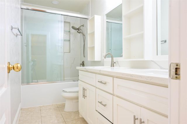 10226 N Laurel Branch Drive Drive, Houston, TX 77064