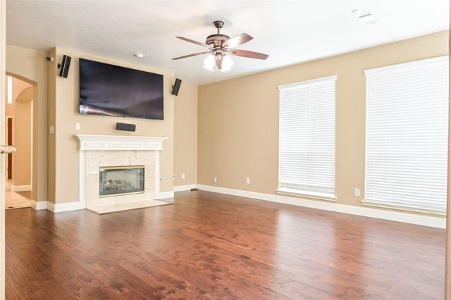 10226 N Laurel Branch Drive Drive, Houston, TX 77064