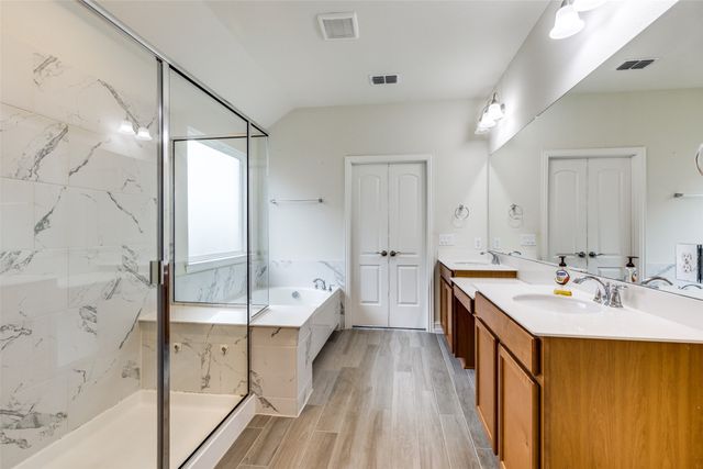 2502 Wallingford Drive, Mansfield, TX 76084