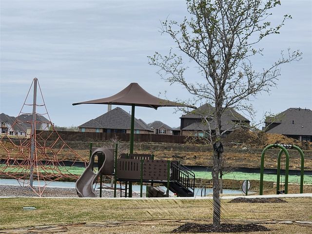 2502 Wallingford Drive, Mansfield, TX 76084