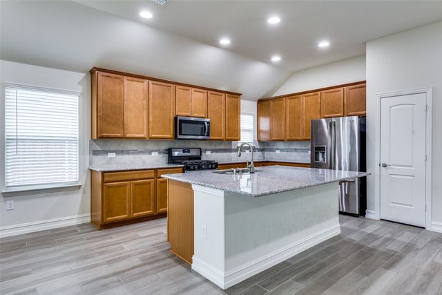 2502 Wallingford Drive, Mansfield, TX 76084