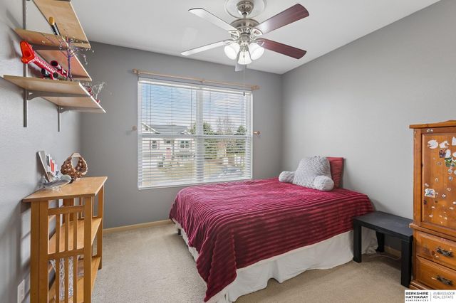 19361 U Street, Omaha, NE 68135