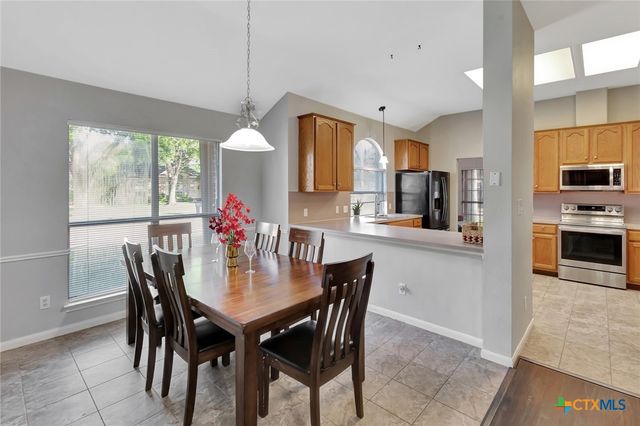 722 Ashland Creek, Victoria, TX 77901