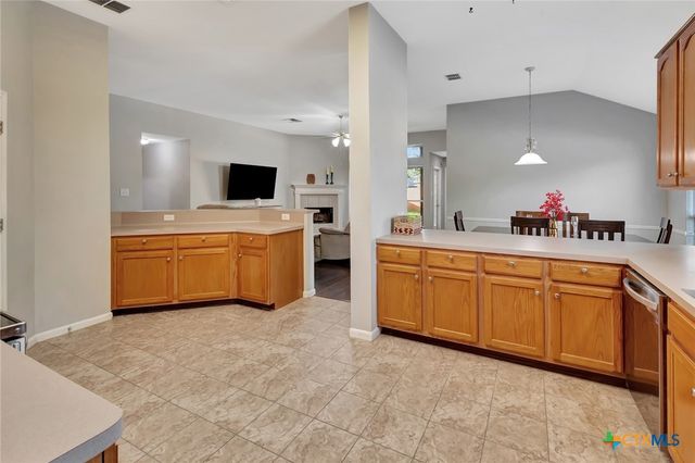 722 Ashland Creek, Victoria, TX 77901