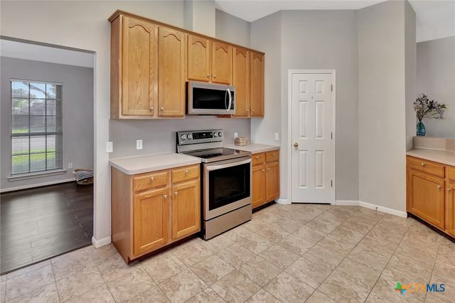 722 Ashland Creek, Victoria, TX 77901