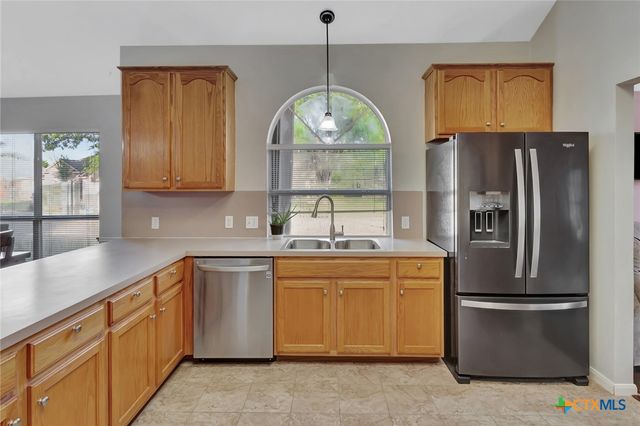 722 Ashland Creek, Victoria, TX 77901