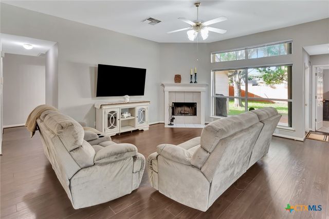 722 Ashland Creek, Victoria, TX 77901
