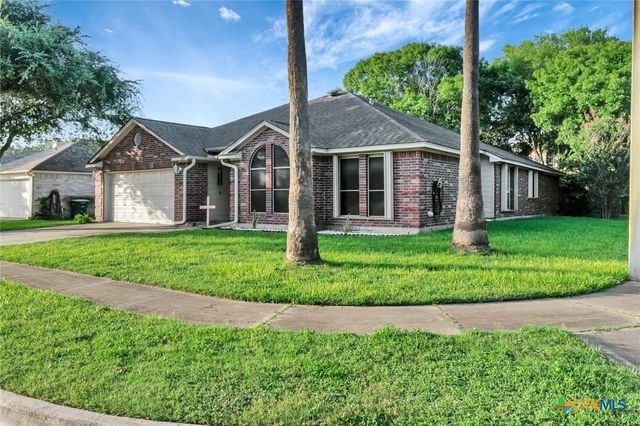 722 Ashland Creek, Victoria, TX 77901