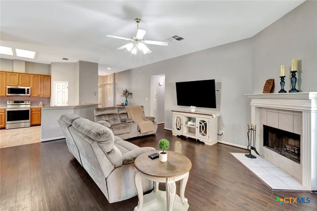 722 Ashland Creek, Victoria, TX 77901