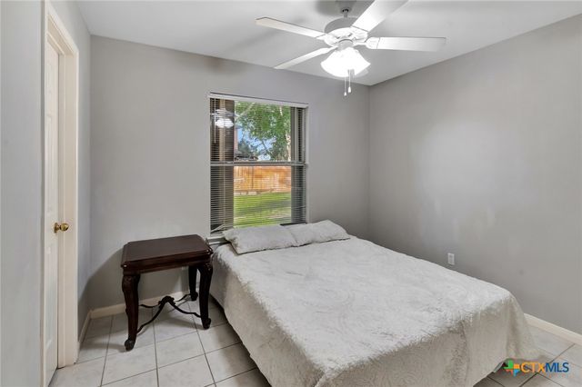 722 Ashland Creek, Victoria, TX 77901