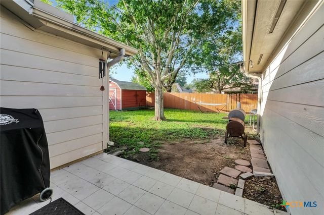 722 Ashland Creek, Victoria, TX 77901