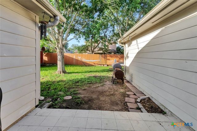 722 Ashland Creek, Victoria, TX 77901