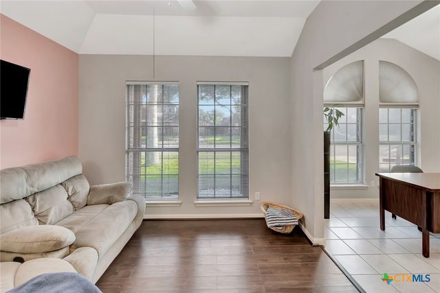 722 Ashland Creek, Victoria, TX 77901