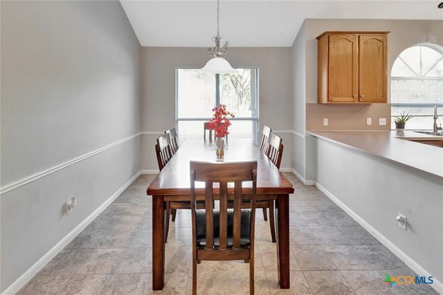 722 Ashland Creek, Victoria, TX 77901