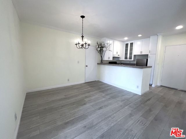 11645 Montana Avenue 323, Los Angeles, CA 90049