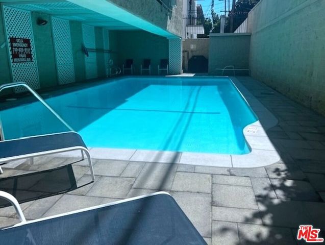 11645 Montana Avenue 323, Los Angeles, CA 90049