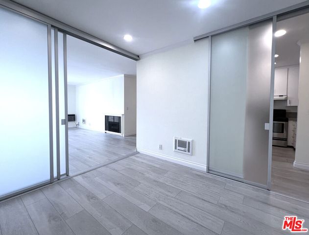 11645 Montana Avenue 323, Los Angeles, CA 90049