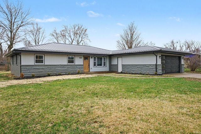 28880 County Road 16, Elkhart, IN 46516