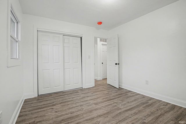 28880 County Road 16, Elkhart, IN 46516