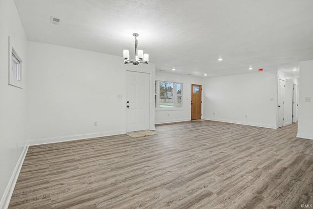 28880 County Road 16, Elkhart, IN 46516