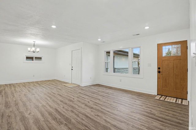 28880 County Road 16, Elkhart, IN 46516