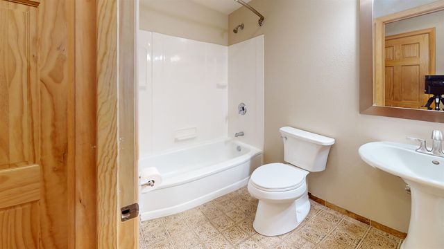 324 SLATER DRIVE, Fairbanks, AK 99709