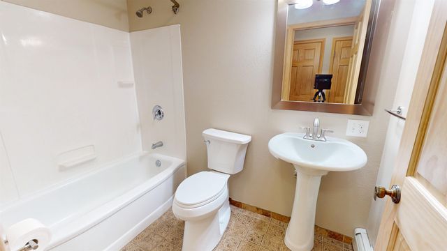 324 SLATER DRIVE, Fairbanks, AK 99709