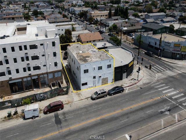 5324 S Hoover, Los Angeles, CA 90037