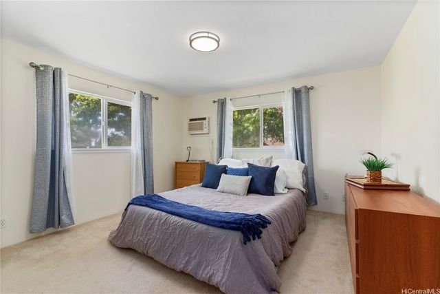 94-1136 Lumiauau Street, Waipahu, HI 96797