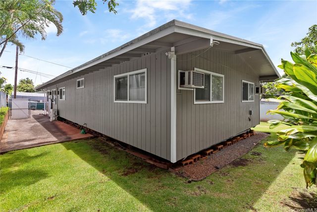 94-1136 Lumiauau Street, Waipahu, HI 96797