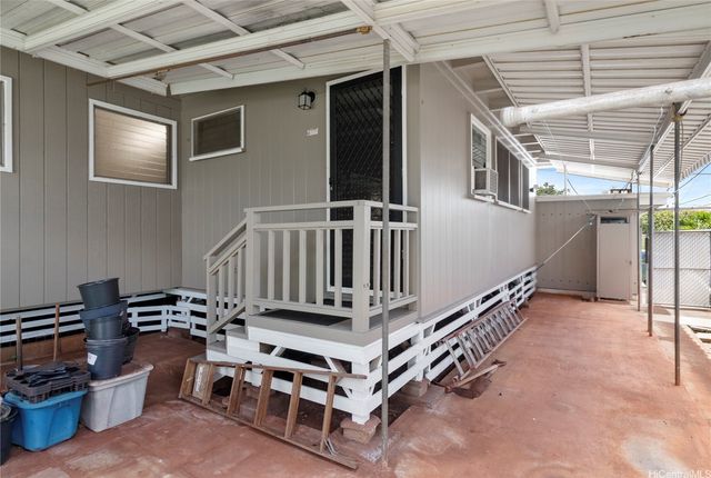 94-1136 Lumiauau Street, Waipahu, HI 96797