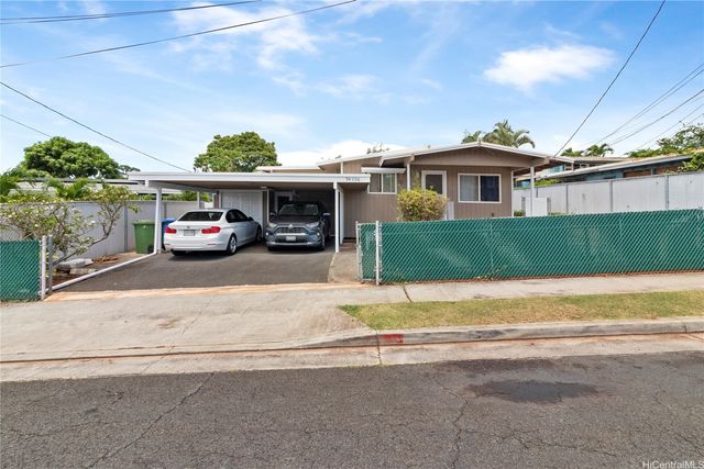 94-1136 Lumiauau Street, Waipahu, HI 96797