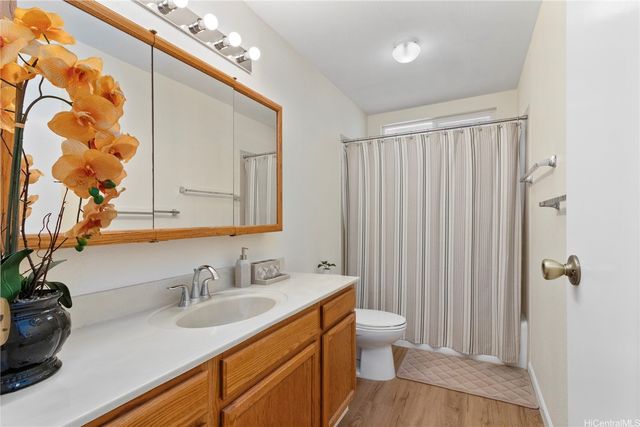 94-1136 Lumiauau Street, Waipahu, HI 96797