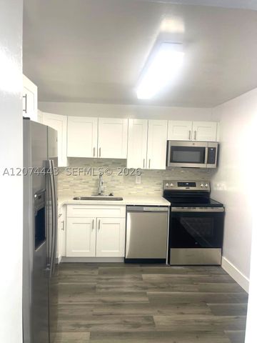 2450 NE 135th St 209, North Miami, FL 33181